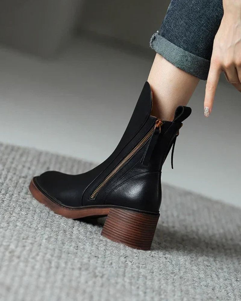 Valorine | Botte en cuir noire avec un talon confortable, élégante et intemporelle