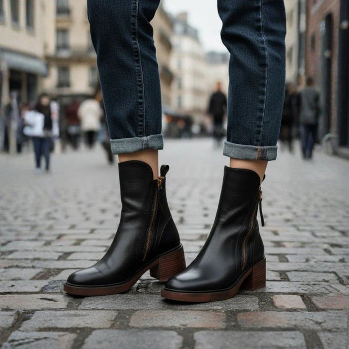 Maison Argent™ | Botte en cuir noire avec un talon confortable, élégante et intemporelle