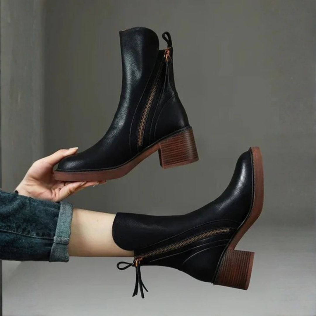 Maison Argent™ | Botte en cuir noire avec un talon confortable, élégante et intemporelle