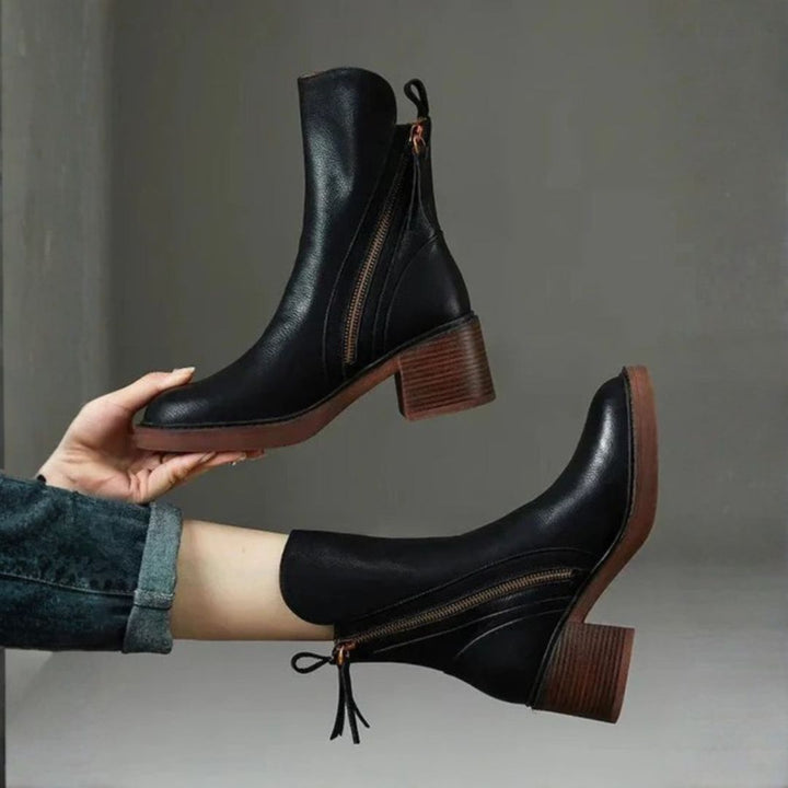 Maison Argent™ | Botte en cuir noire avec un talon confortable, élégante et intemporelle