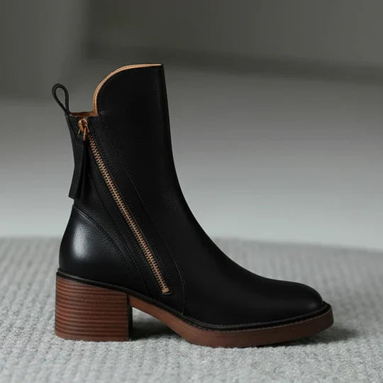 Maison Argent™ | Botte en cuir noire avec un talon confortable, élégante et intemporelle